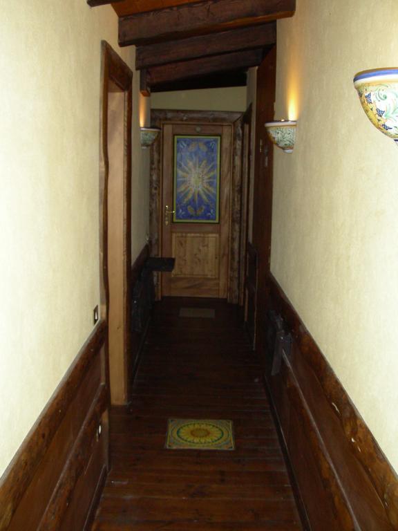 Agriturismo Mezzaluna Malchina ภายนอก รูปภาพ