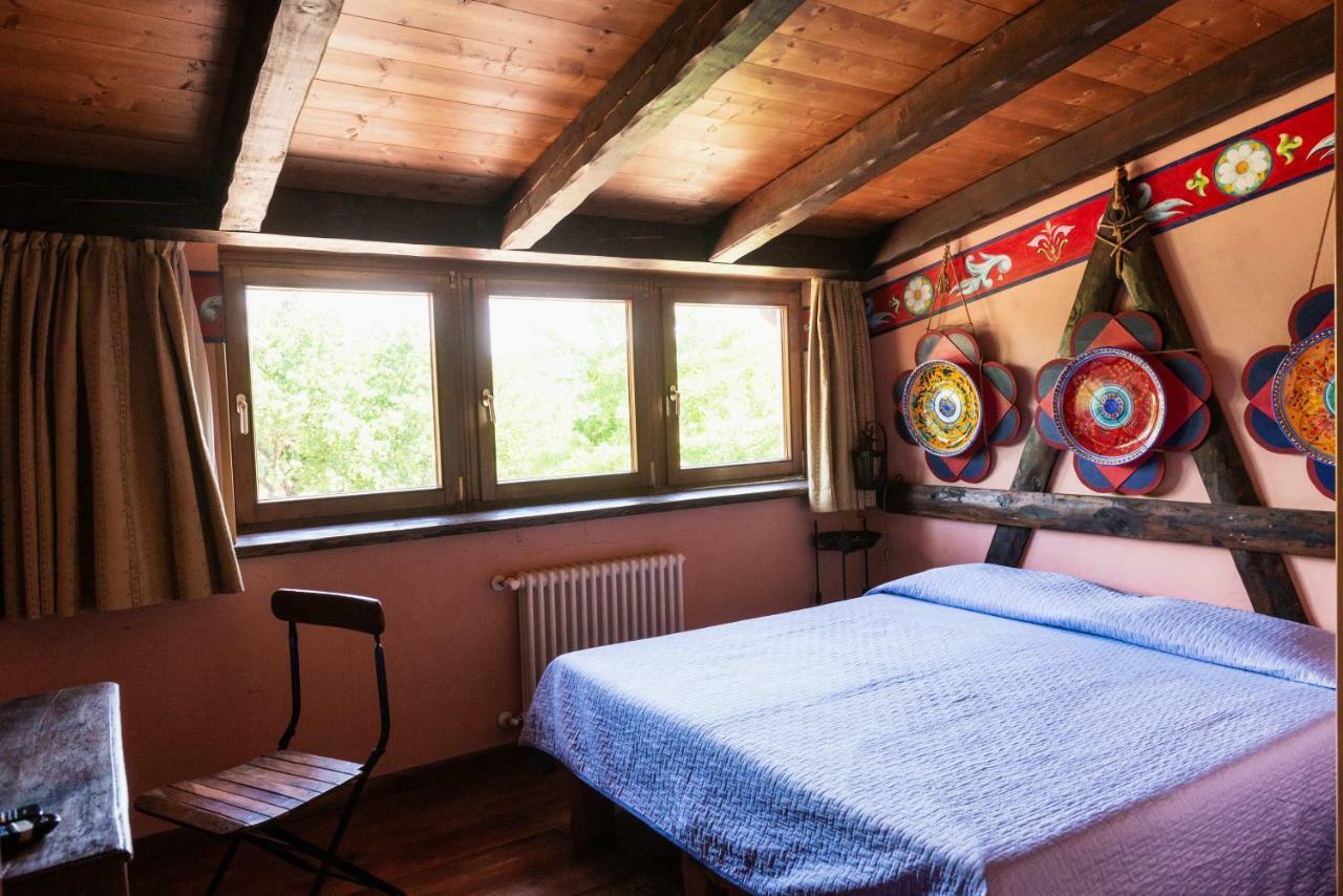 Agriturismo Mezzaluna Malchina ภายนอก รูปภาพ